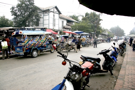 People In Lao Market sell and buy Fruit, Vegetable, Meat from The Farm and Wild Animalのeditorial素材