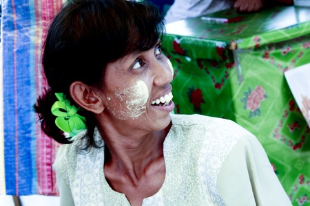 Lifestyle of Myanmar People still wear sarong and worship Buddhism,woman make up with Tanaka or Thanaka Powder.のeditorial素材