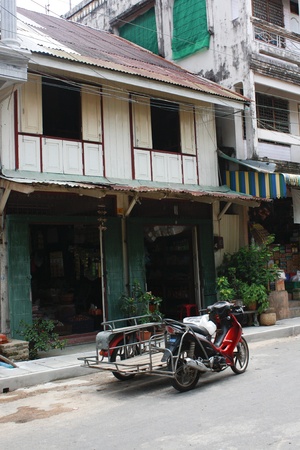 Lifestyle of Myanmar People in Victoria Point iSland.People still wear sarong and worship Buddhismのeditorial素材