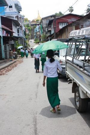 Student wear sarong go to school.Lifestyle of Myanmar People still wear sarong and worship Buddhism.のeditorial素材