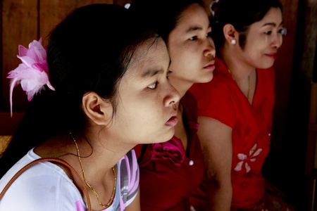 Lifestyle of Myanmar People still wear sarong and worship Buddhism,woman make up with Tanaka or Thanaka Powder.のeditorial素材