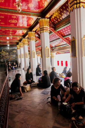 Bangkok, Thailand - October 22, 2016 : Thai people in funeral of of His Majesty King Bhumibol Adulyadej.のeditorial素材
