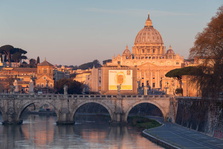 Night view of the Basilica St Peter in Rome, Italyのeditorial素材