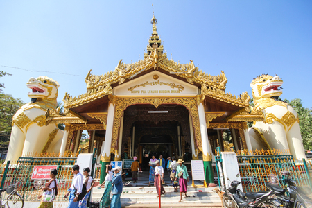 Shwethalyaung Reclining Buddha in Bago, Myanmarのeditorial素材