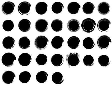 Vector set of circles drawn with 32 different brushes.のイラスト素材