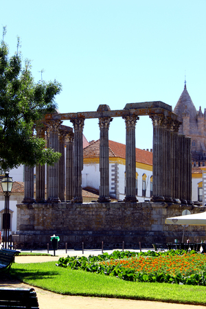 Roman temple, Evora, Portugalの写真素材