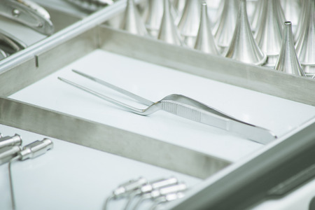 Bayonet tweezers