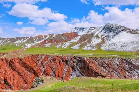 Photographed in Hutubi County, Changji Hui Autonomous Prefecture, Xinjiang, China, on Highway S101.の写真素材