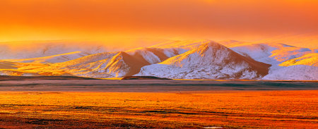 Taken in Bayinbuluke Town, Hejing County, Bayingolin Mongol Autonomous Prefecture, Xinjiang, China.の写真素材