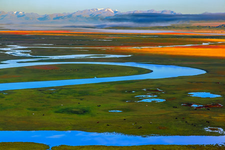 Taken in Bayinbuluke Town, Hejing County, Bayingolin Mongol Autonomous Prefecture, Xinjiang, China.の写真素材