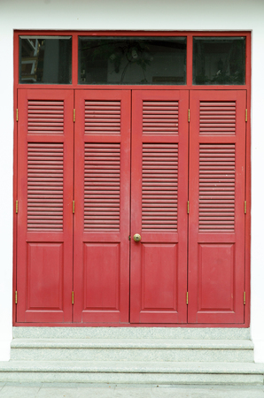 red window 4の写真素材