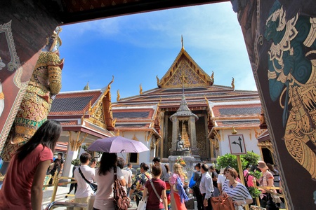 BANGKOK THAILAND - JAN 03 : Many people go to the Grand Palace  (also called Wat Phra Kaew) on January 03, 2013 in Bangkok, Thailand.のeditorial素材