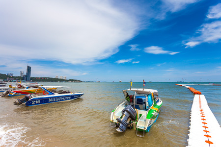 PATTAYA THAILAND  MAY 2 : Speedboat wait for tourists to take a tour of Pattaya Bay during the holiday season on May 2 2015 near the Lambaleehai harbor Pattaya Thailandのeditorial素材