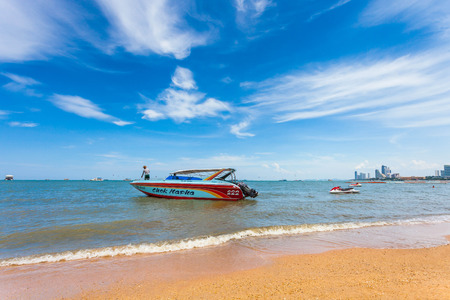 PATTAYA THAILAND  MAY 2 : Speedboat wait for tourists to take a tour of Pattaya Bay during the holiday season on May 2 2015 near the Lambaleehai harbor Pattaya Thailandのeditorial素材