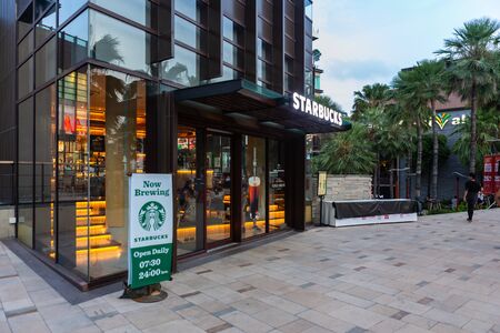 PATTAYA, THAILAND - JULY 14, 2018: Starbucks coffee shop in front of Central Festival middle Pattaya Chon Buri, Thailand.のeditorial素材