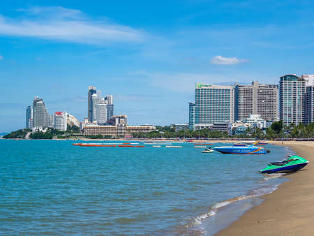 PATTAYA, THAILAND - October 25, 2021 : Pattaya beach before opening to tourists after the Coronavirus COVID-19 epidemic is less October 25, 2021 Pattaya Thailand.のeditorial素材