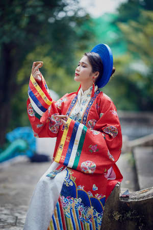 Ho Chi Minh city, Viet Nam: Vietnamese girls wear ancient costumesの写真素材