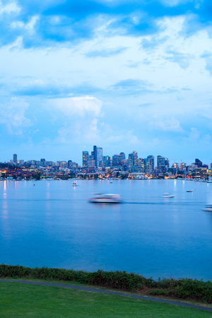 City skyline from Gas Works Park across Lake Union, Seattle, Washington State, USAのeditorial素材
