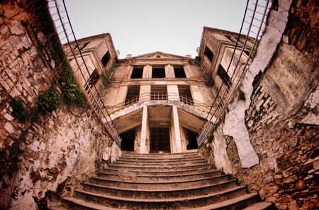 fish eye view of the stone school in bursa trilye