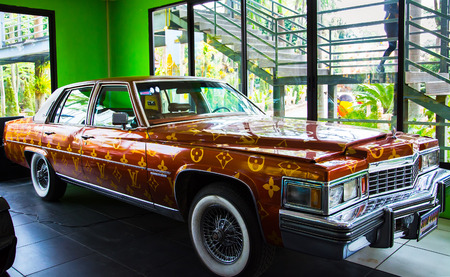 CHONBURI, THAILAND - March 18, 2016: Car Museum show in Nong Nooch Tropical Botanical Garden on March 18, 2016. Selective focusのeditorial素材