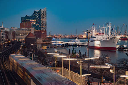Hamburg, Germany, 19 April 2018: Night view of Hamburg city - Elbe Philharmonic Hall and sailing ship in the portのeditorial素材