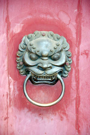 dragon door handle found chinese house in southern chinaの写真素材