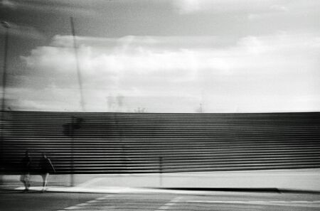 Unreliable photography of an urban sceneの写真素材