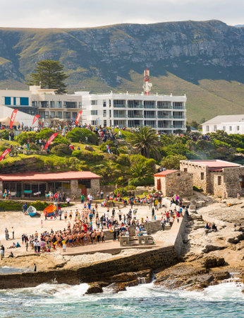 HERMANUS, SOUTH AFRICA - 4 OCTOBER 2015: Crowds gather for Hermanus Whale Festival. Hermanus celebrates 25 years of whale watching festivals in 2016.のeditorial素材