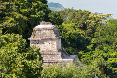PALENQUE, MEXICO - NOVEMBER 29: Ancient Mayan structures at the heritage site on November 29, 2016 in Palenque. Palenque was declared a world heritage site by UNESCO in 1987.のeditorial素材