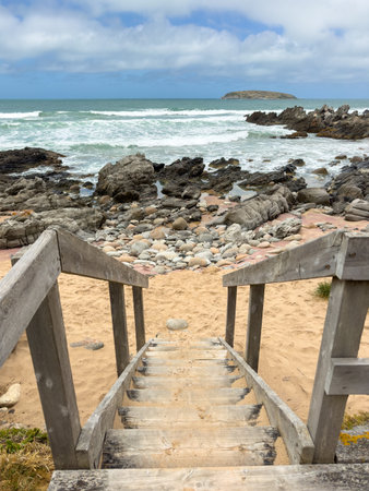 Petrel Cove on the Heysen Trail sits below The Bluff or Rosetta Head in Victor Harbor on the Fleurieu Peninsula, South Australiaの写真素材