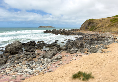 Petrel Cove on the Heysen Trail sits below The Bluff or Rosetta Head in Victor Harbor on the Fleurieu Peninsula, South Australiaの写真素材