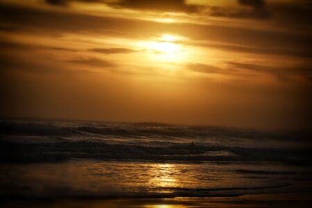 Early morning ocean sun