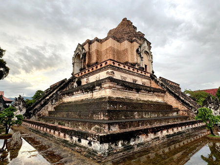 Wat Chedi Luang ancient pagoda ruin. This is the famous temple ruin at Chiang Mai, Thailand, leftover of ancient Llana kingdom at northern Thailand in 13 AD.の写真素材
