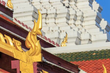 led Reliquary"), also colloquially referred to as Wat Yai, is a Buddhist temple (wat) in Phitsanulok Province, Thailand.の写真素材