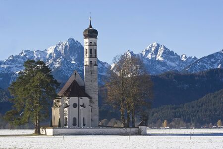 e small Baroque church of St. Coloman located near Schwangauの写真素材