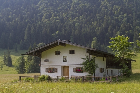 hut in  Laengental valley のeditorial素材