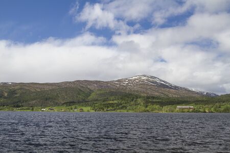 Oyevatnet - an idyllic lake in the center of Nordtrondelag in Norway