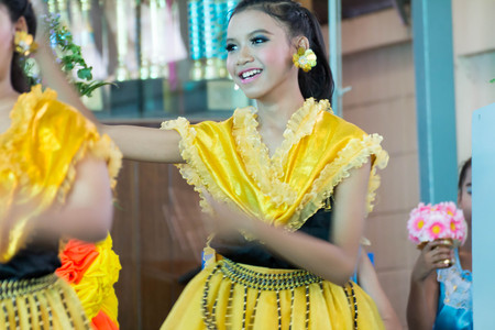 BANGKOK THAILAND  June 11 2015: Unknown children Thailand students Culture Dance at Elementary School. bangkok at 2015.のeditorial素材