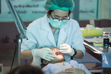 BANGKOK, THAILAND - June 29, 2016: Unknown children, dentistry for kid, student Elementary School. Bangkok Thailand 2016.のeditorial素材