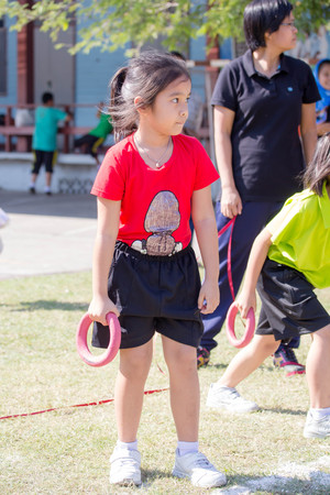 BANGKOK, Thailand - December 30, 2016: the race of students. Competition in primary school.のeditorial素材
