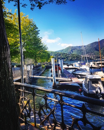Beautiful day in Lake Como, Italyのeditorial素材