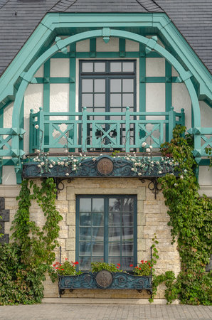 2022-09-13, Russia, Samara region: Beautiful Garibaldi Castle. The restaurant building is part of the tourist complex.のeditorial素材