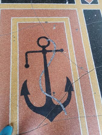 naval anchor mosaic in la spezia italyの写真素材