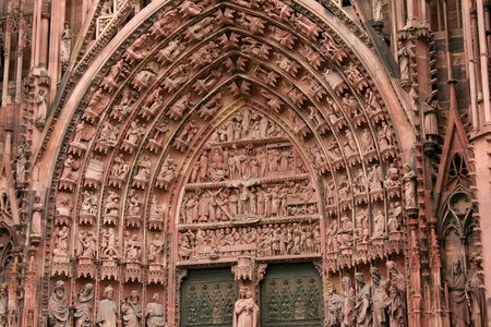 A view of the portal of the Strasbourg Cathedral in Strasbourg, France.の写真素材