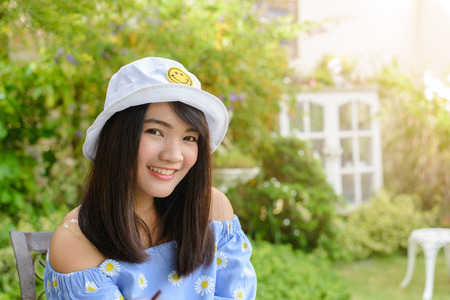 Portrait of a pretty happy woman, smilingの写真素材