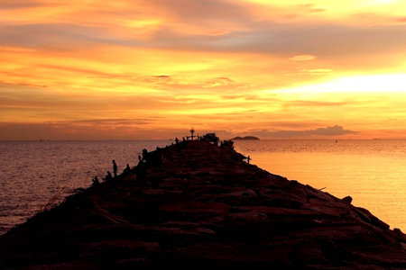 Sea path That people like to sit and relax in the evening.And colorful in sky is beautiful.