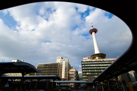 The perspective view of bus stop shield with Kyoto tower as backgroundのeditorial素材