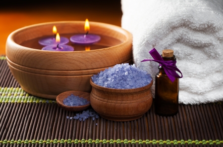 lavender bath salt and flowerの写真素材
