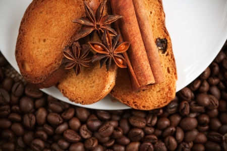 Full-flavored crackers with coffee beansの写真素材