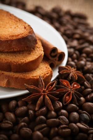 Full-flavored crackers with coffee beansの写真素材